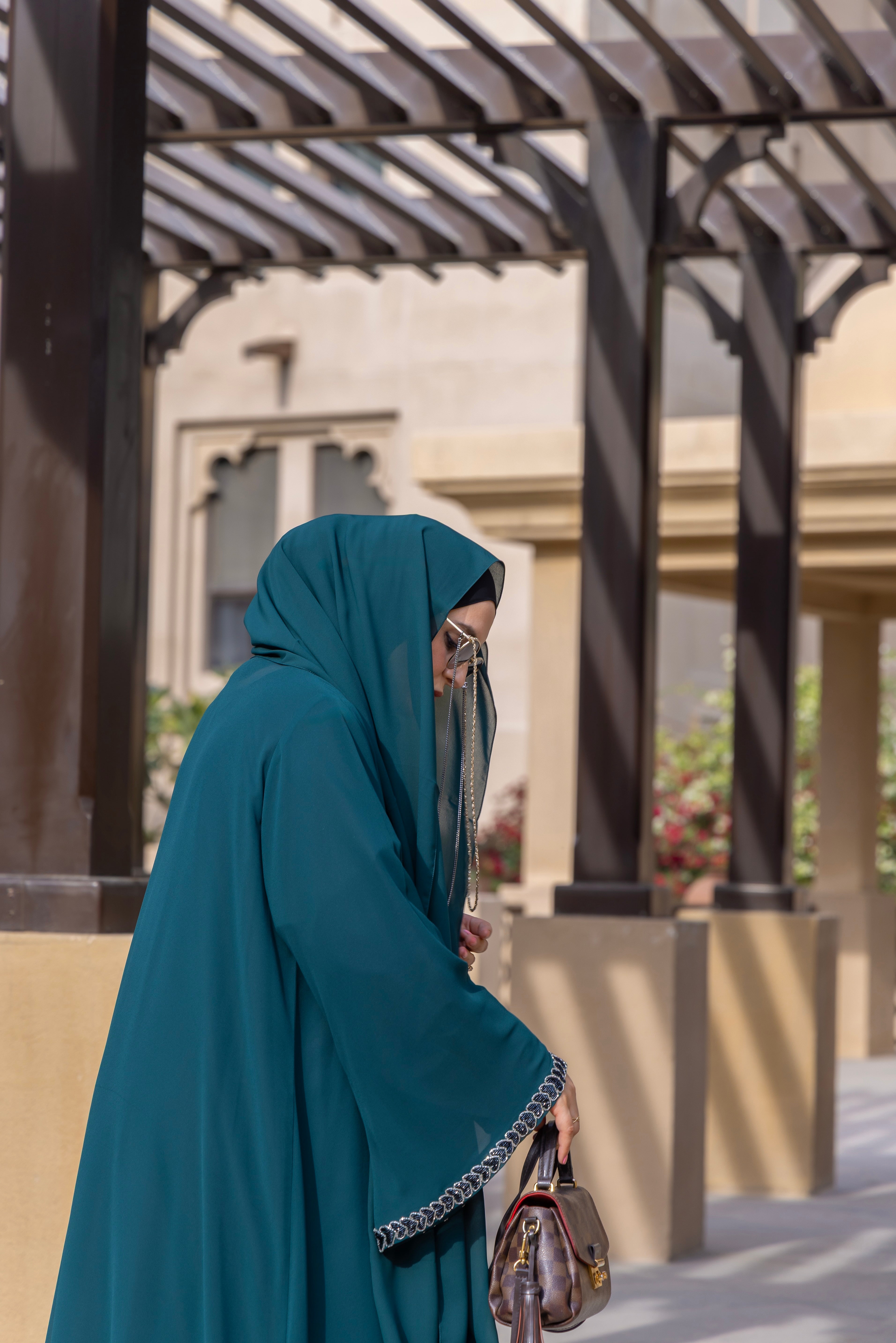 Georgina Abaya - Smaragdgrün